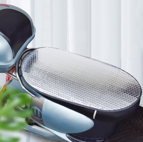 Motosiklet Sele Güneş Koruyucu Örtüsü – Isı Yansıtıcı Scooter Sele Kılıfı