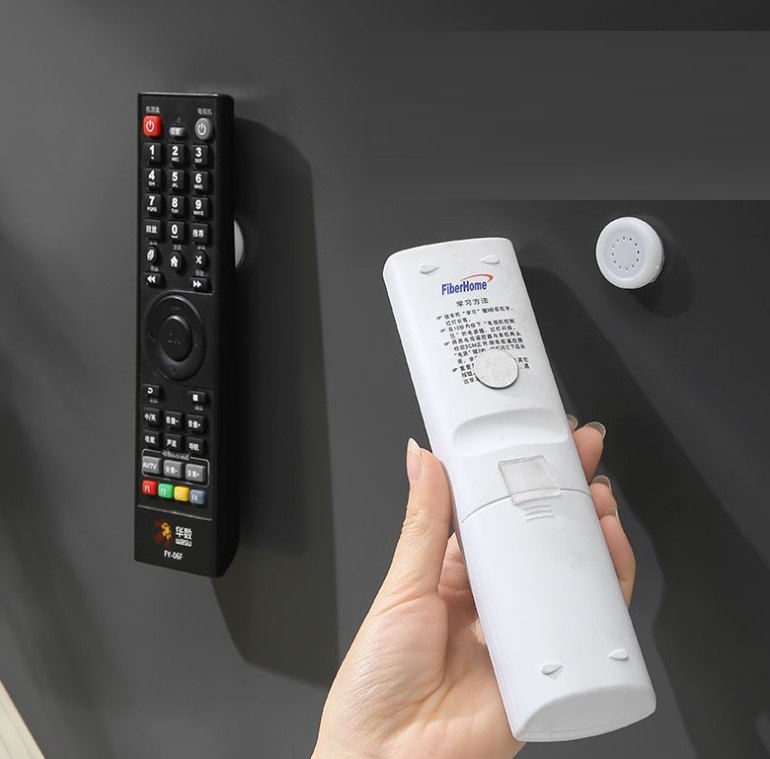 Mıknatıslı Çok Amaçlı Kumanda, Telefon Tutucu 2