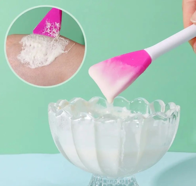 Silikon Yüz Temizleme Fırçası ve Maske Uygulama Spatulası 3