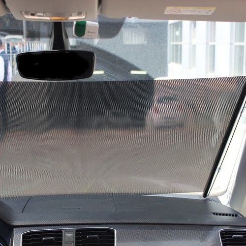 Vantuzlu Araç Güneşliği – Rulo Açılır Kapanır Oto Cam Güneş Perdesi 3